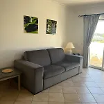 Διαμέρισμα Immaculate 2 Bed, 2 Bath *