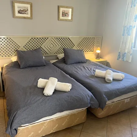 Apartamento Immaculate 2 Bed, 2 Bath Albufeira