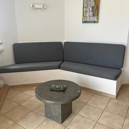 Immaculate 2 Bed, 2 Bath אלבופיירה